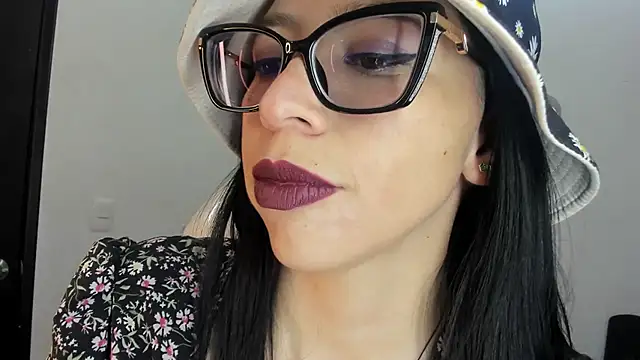 Katty mouth online show from January 8, 8:22 pm