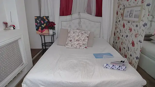 Snapshot of AmiHotGranny chatting on February 14, 12:47 pm AmiHotGranny online show from February 14, 12:47 pm