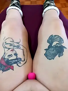 Snapshot of Hotsereia chatting on March 9, 8:40 am Hotsereia online show from March 9, 8:40 am