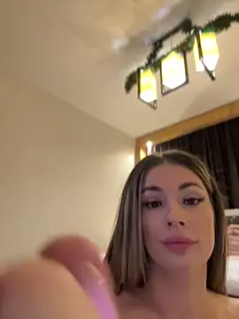 Snapshot of IsabellaEtthan chatting on March 5, 8:32 pm IsabellaEtthan online show from March 5, 8:32 pm