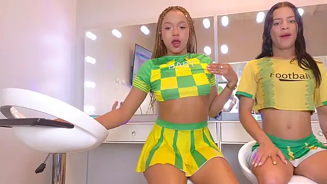 Snapshot of chocolatecrememia chatting on March 5, 9:00 pm chocolatecrememia online show from March 5, 9:00 pm