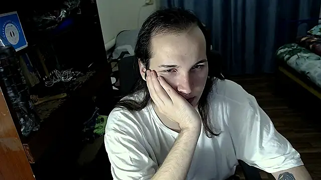 Snapshot of EvaMiron chatting on January 28, 5:35 pm EvaMiron online show from January 28, 5:35 pm