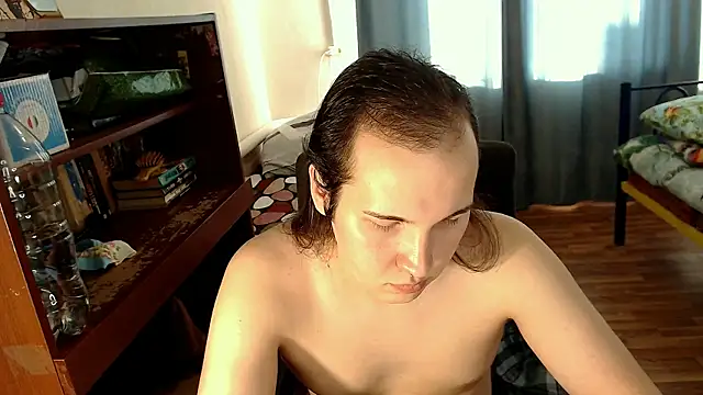 Snapshot of EvaMiron chatting on March 1, 11:17 am EvaMiron online show from March 1, 11:17 am