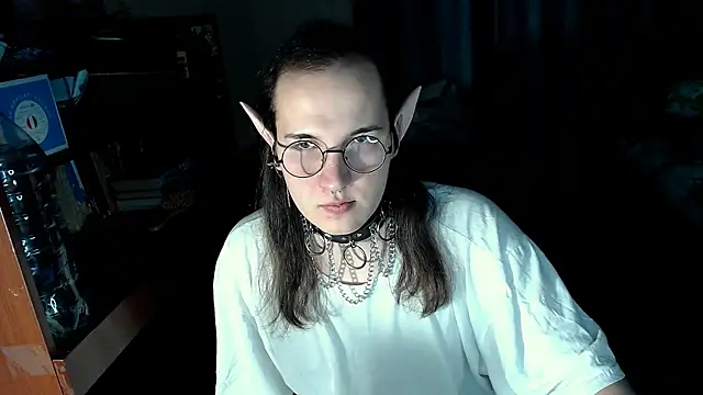 Snapshot of EvaMiron chatting on March 2, 6:30 pm EvaMiron online show from March 2, 6:30 pm