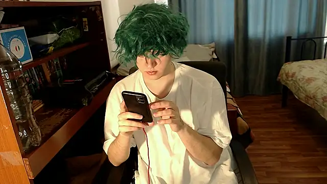 Snapshot of EvaMiron chatting on March 13, 6:05 am EvaMiron online show from March 13, 6:05 am