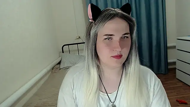 Snapshot of EvaMiron chatting on July 28, 7:39 pm EvaMiron online show from July 28, 7:39 pm