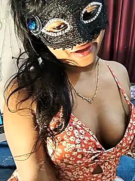 FANTASY QUEEN 07 online show from November 17, 8:25 pm