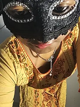 Snapshot of FANTASY_QUEEN_07 chatting on June 21, 2:25 am FANTASY QUEEN 07 online show from June 21, 2:25 am