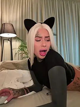 bambixboo online show from November 16, 7:52 pm