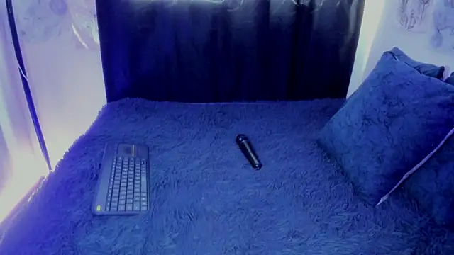 Keket Smitth online show from November 6, 8:21 pm