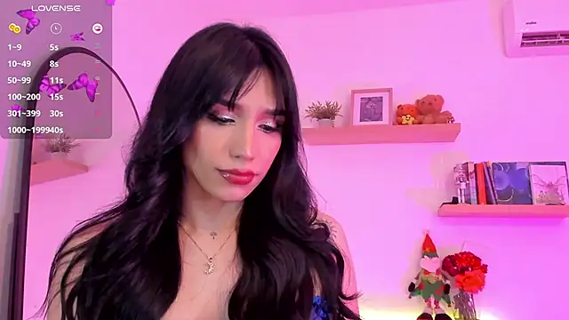 Snapshot of rose_saenz chatting on December 24, 6:17 pm rose saenz online show from December 24, 6:17 pm