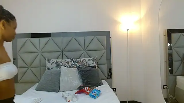 genesis moretz online show from February 28, 3:40 am