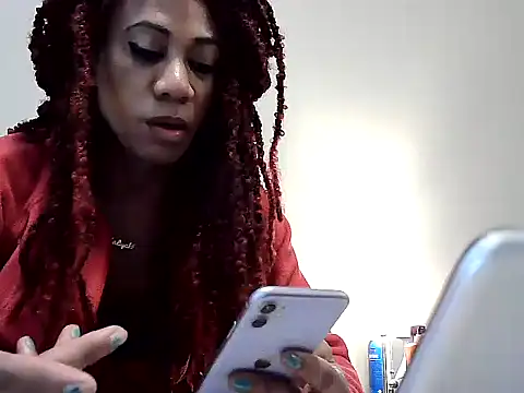 CaramelDipper online show from February 22, 6:30 pm