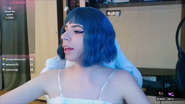 FemAlexa  online show from December 9, 3:44 pm