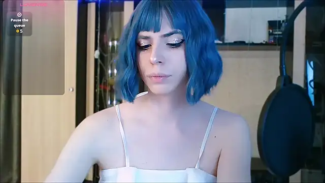 FemAlexa  online show from January 21, 2:15 pm