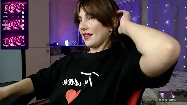 Snapshot of Daniela_Cooperr chatting on October 20, 5:13 pm Daniela Cooperr online show from October 20, 5:13 pm