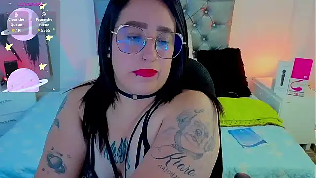 Snapshot of NatalieHarris chatting on May 11, 6:27 pm NatalieHarris online show from May 11, 6:27 pm