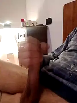 Snapshot of Anastasio33 chatting on December 4, 7:56 pm Anastasio33 online show from December 4, 7:56 pm