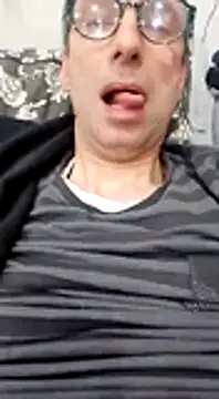 Snapshot of Anastasio33 chatting on December 14, 7:29 am Anastasio33 online show from December 14, 7:29 am