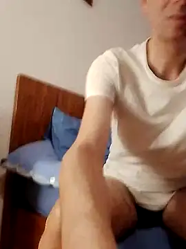 Snapshot of Anastasio33 chatting on February 22, 6:41 pm Anastasio33 online show from February 22, 6:41 pm