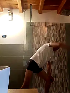 Snapshot of Anastasio33 chatting on October 13, 6:13 am Anastasio33 online show from October 13, 6:13 am