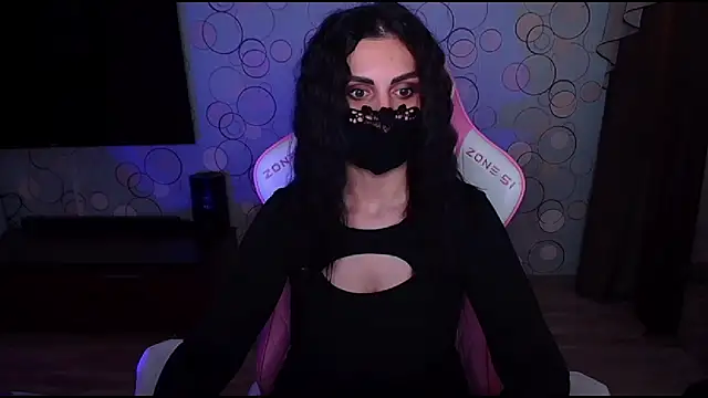 Snapshot of __Yasmina__ chatting on March 22, 4:38 am Yasmina online show from March 22, 4:38 am