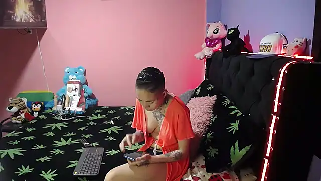 bad couple sex online show from January 5, 12:52 am