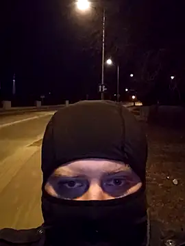 Snapshot of perversalus chatting on February 23, 12:41 am perversalus online show from February 23, 12:41 am