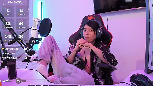 wexlee7 online show from January 2, 2:43 am