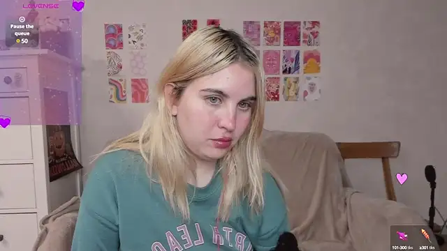 pawpaws online show from December 21, 8:32 pm