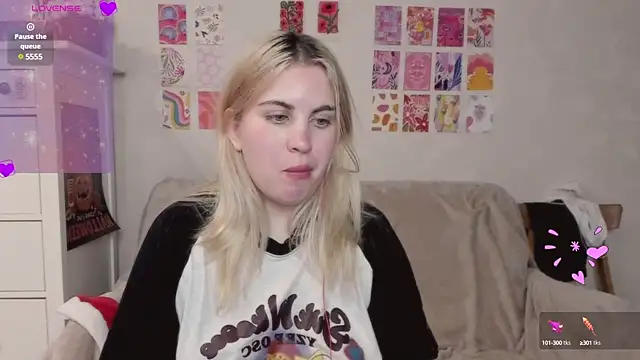 pawpaws online show from December 27, 12:45 pm