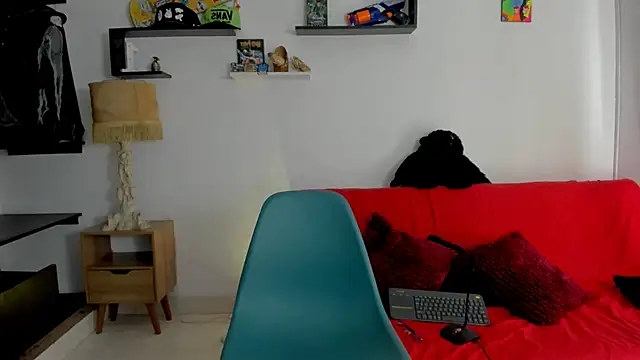 Snapshot of Tom_Krakow chatting on January 20, 6:53 pm Tom Krakow online show from January 20, 6:53 pm