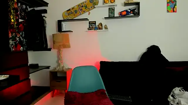 Snapshot of Tom_Krakow chatting on February 22, 6:30 pm Tom Krakow online show from February 22, 6:30 pm