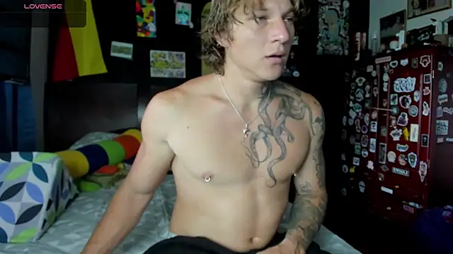 Snapshot of Tom_Krakow chatting on September 10, 5:57 pm Tom Krakow online show from September 10, 5:57 pm