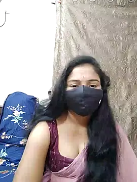 Snapshot of Keerthi-Telugu chatting on February 19, 3:57 am Keerthi-Telugu online show from February 19, 3:57 am