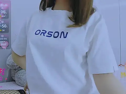 Linh diudang online show from November 15, 3:15 am