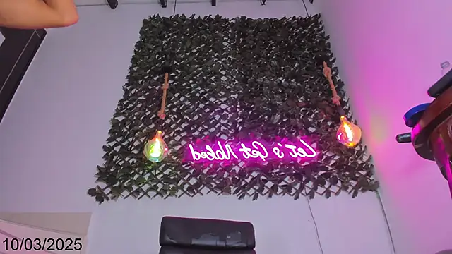 Snapshot of Brianna_Stars chatting on March 10, 9:29 pm Brianna Stars online show from March 10, 9:29 pm