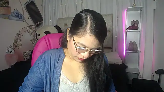 KEYRA-MILLER- online show from November 25, 2:00 am