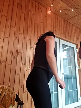 Snapshot of -Pupsiki- chatting on December 2, 7:57 am -Pupsiki- online show from December 2, 7:57 am