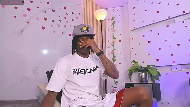 Snapshot of BRYXXXON1 chatting on March 15, 2:23 pm BRYXXXON1 online show from March 15, 2:23 pm