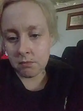 Snapshot of mollymay69 chatting on October 27, 10:03 pm mollymay69 online show from October 27, 10:03 pm