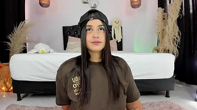 GabyRhodes online show from September 17, 6:31 pm