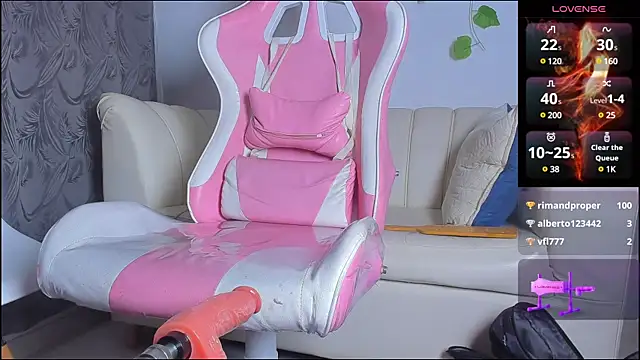 Snapshot of Issac_james_ chatting on February 15, 7:49 am Issac james online show from February 15, 7:49 am