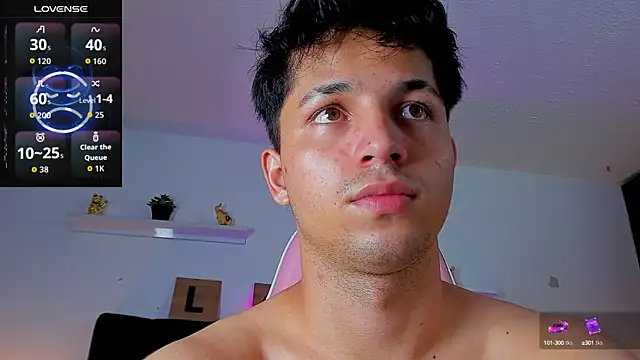 Snapshot of Issac_james_ chatting on September 11, 3:28 am Issac james online show from September 11, 3:28 am