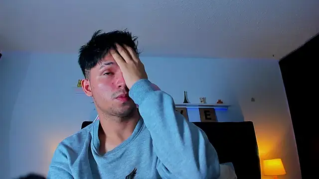 Snapshot of Issac_james_ chatting on October 15, 4:23 am Issac james online show from October 15, 4:23 am