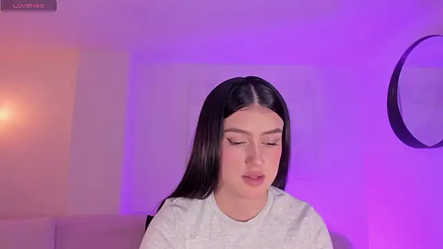 Snapshot of PaulinaSantos_ chatting on November 6, 7:59 pm PaulinaSantos online show from November 6, 7:59 pm