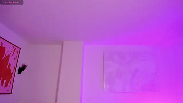 Snapshot of PaulinaSantos_ chatting on December 17, 7:31 pm PaulinaSantos online show from December 17, 7:31 pm