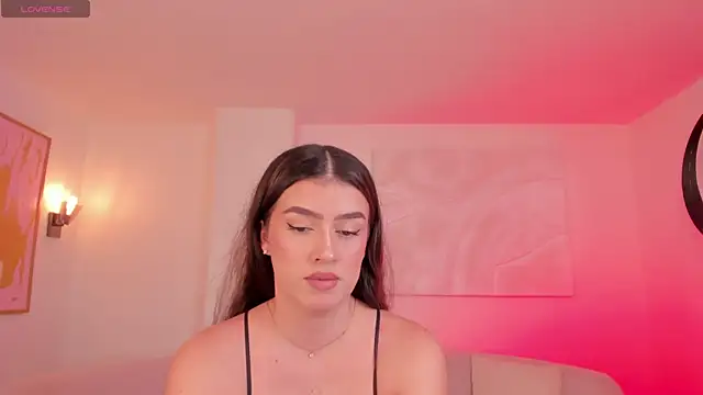 Snapshot of PaulinaSantos_ chatting on December 19, 8:16 pm PaulinaSantos online show from December 19, 8:16 pm