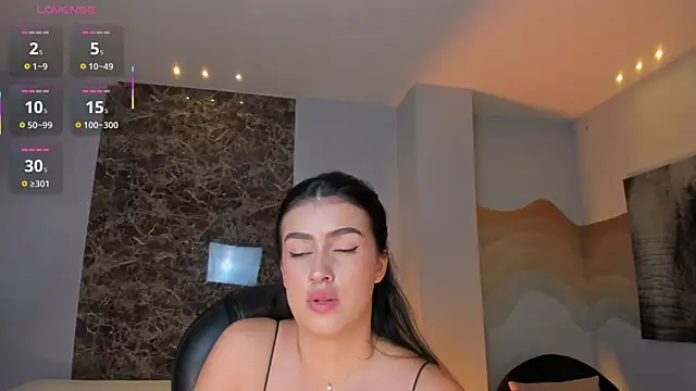 Snapshot of PaulinaSantos_ chatting on May 30, 8:06 pm PaulinaSantos online show from May 30, 8:06 pm