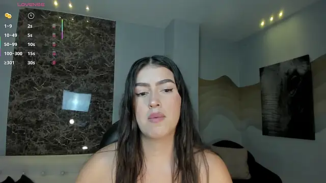 Snapshot of PaulinaSantos_ chatting on May 31, 6:04 pm PaulinaSantos online show from May 31, 6:04 pm